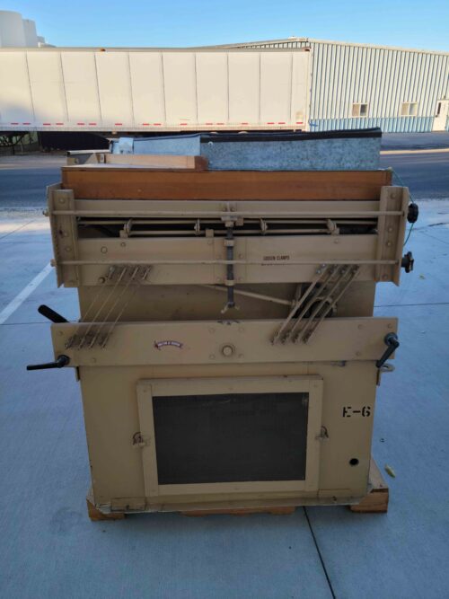Used Oliver Manufacturing 160A Gravity Table